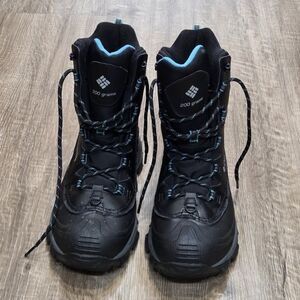 Columbia Women's Pre-Owned  Size 9 Black BL5980-010.